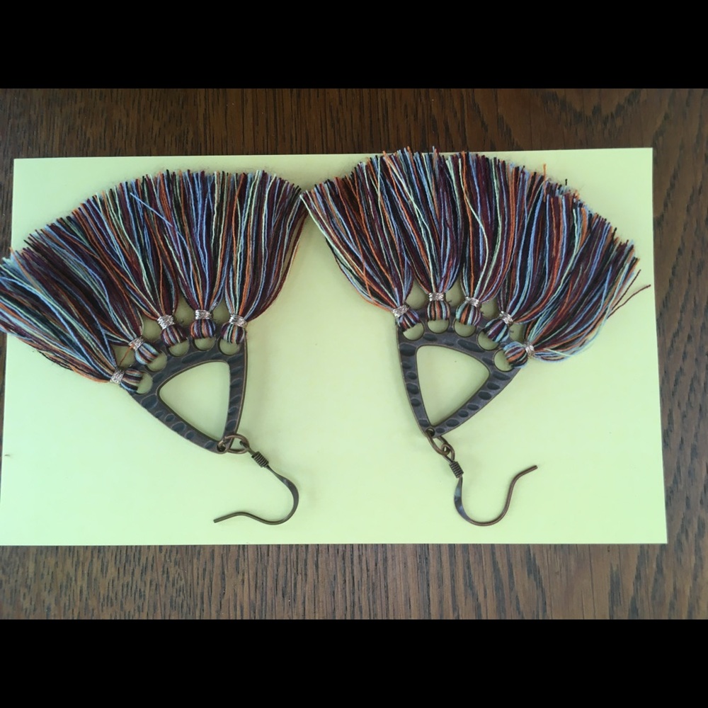 Brass and multi colored tassel threads. Pierced. Handcraft / assembled. 1 pair.